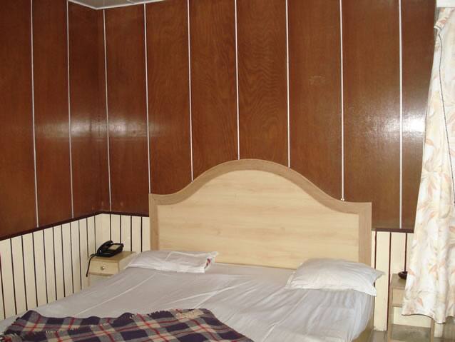 Hotel Broadway, Mussoorie 5